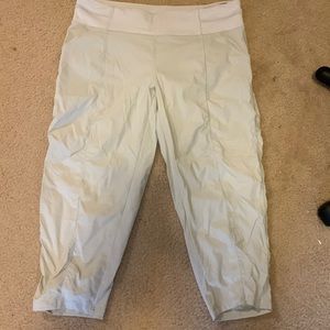 Women’s Lucy Capri